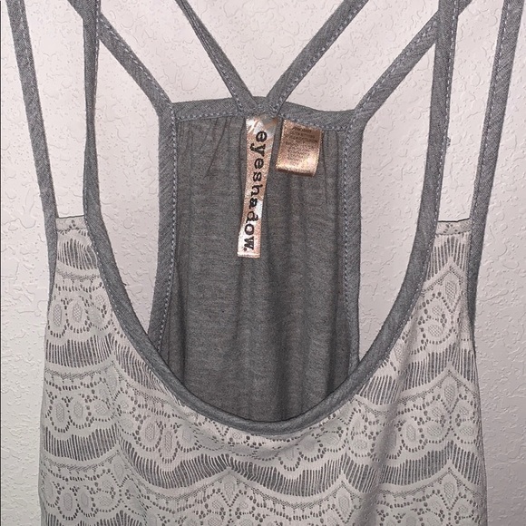 Small Lace Tank - Picture 2 of 3